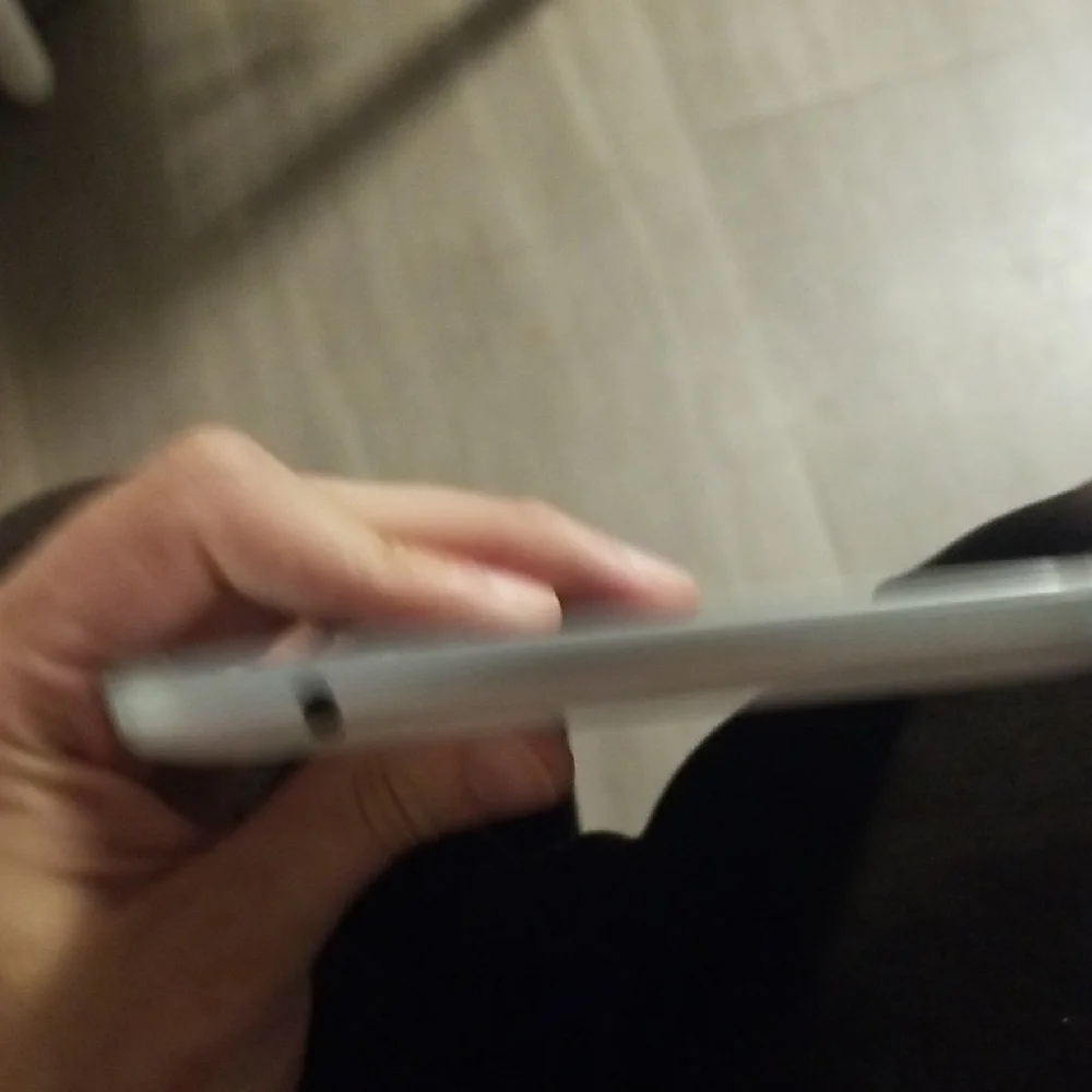 Samsung Tablet in White